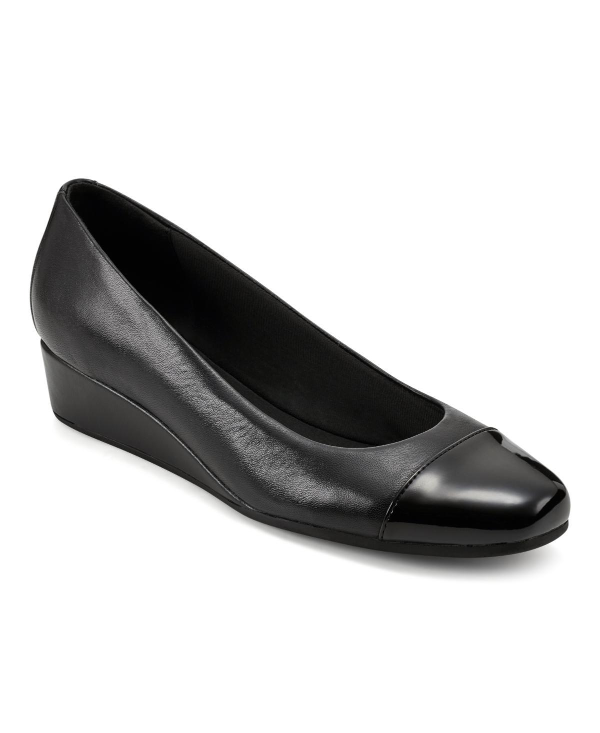 Easy Spirit Gracey Wedge Pump Product Image