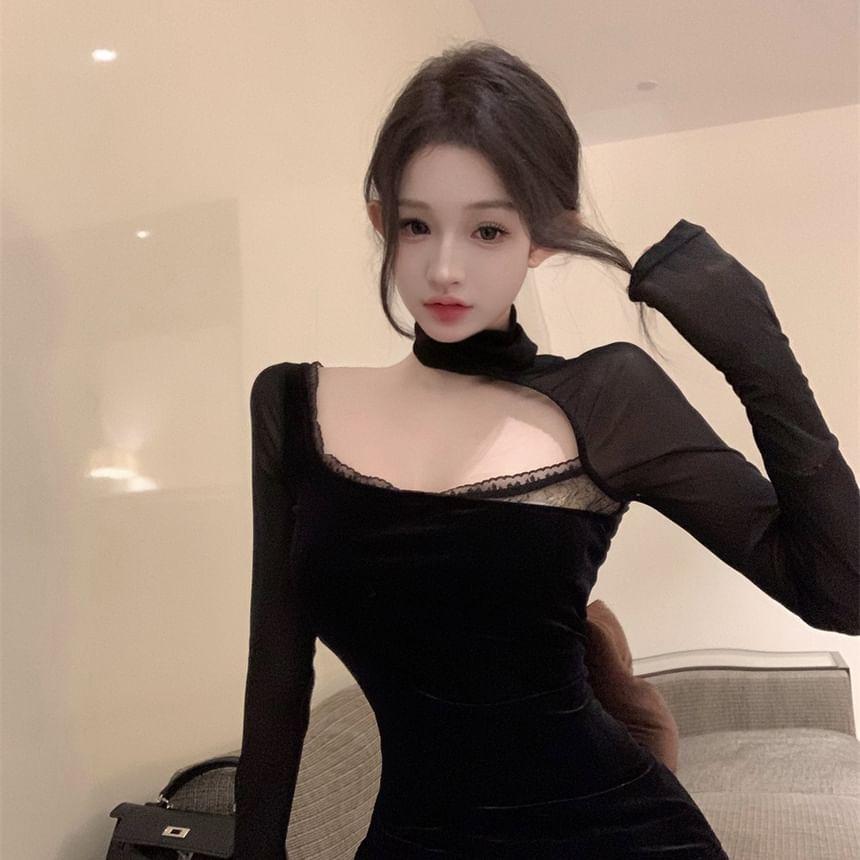 Long-Sleeve Halter Mock Neck Plain Lace Panel Velvet Slim Fit Top Product Image