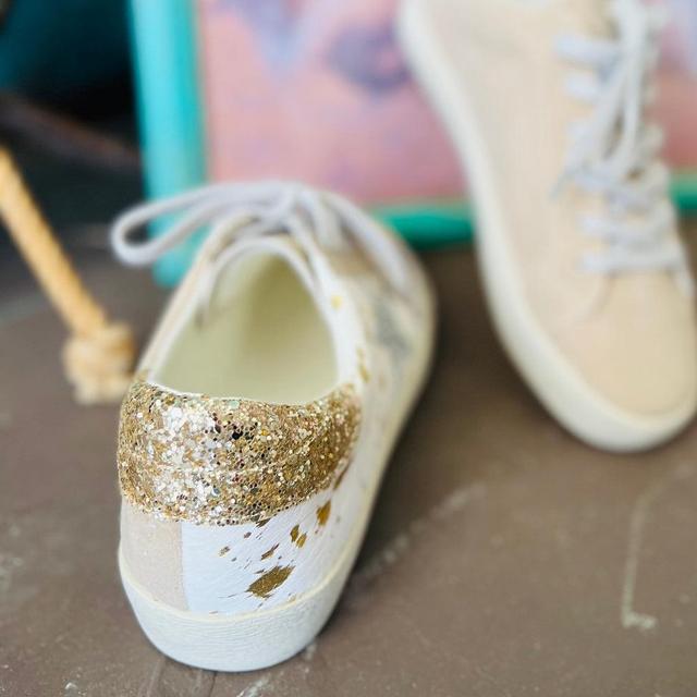 Golden Cow Sneakers Product Image