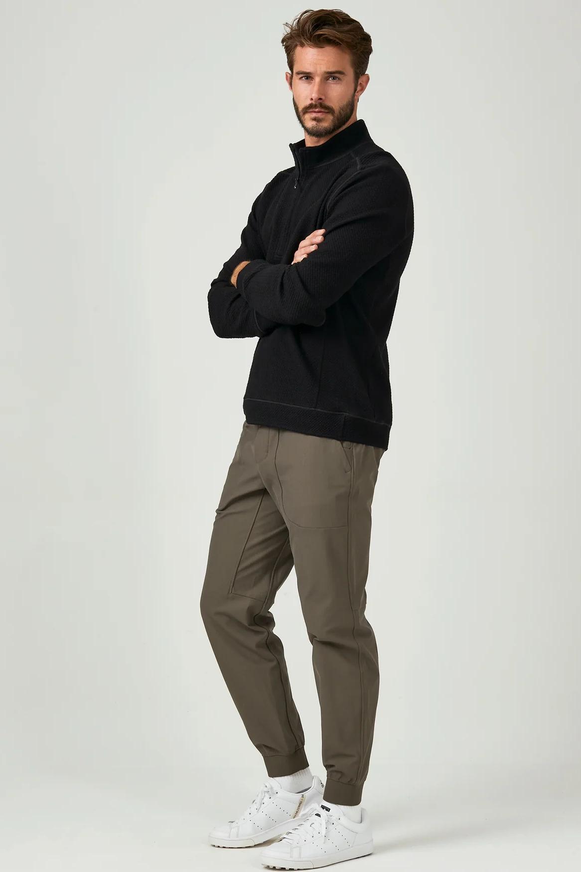 Restoration Quarter Zip Pullover - Black Product Image