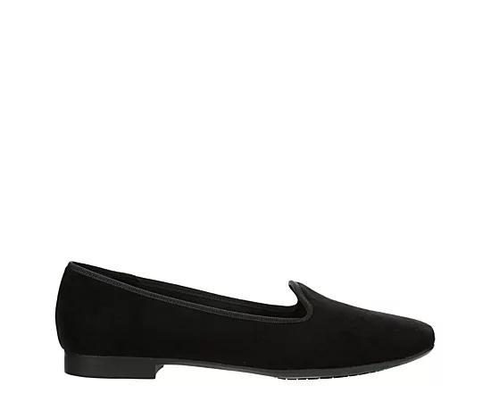 Xappeal Womens Mallory Loafer Product Image