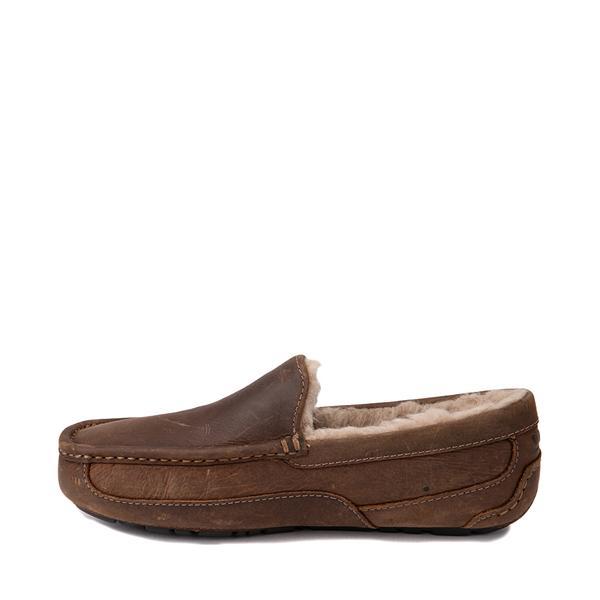 UGG(r) Ascot Leather Slipper Product Image