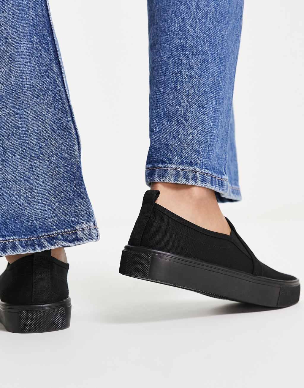 ASOS DESIGN Lucky pointed ballet flats Product Image