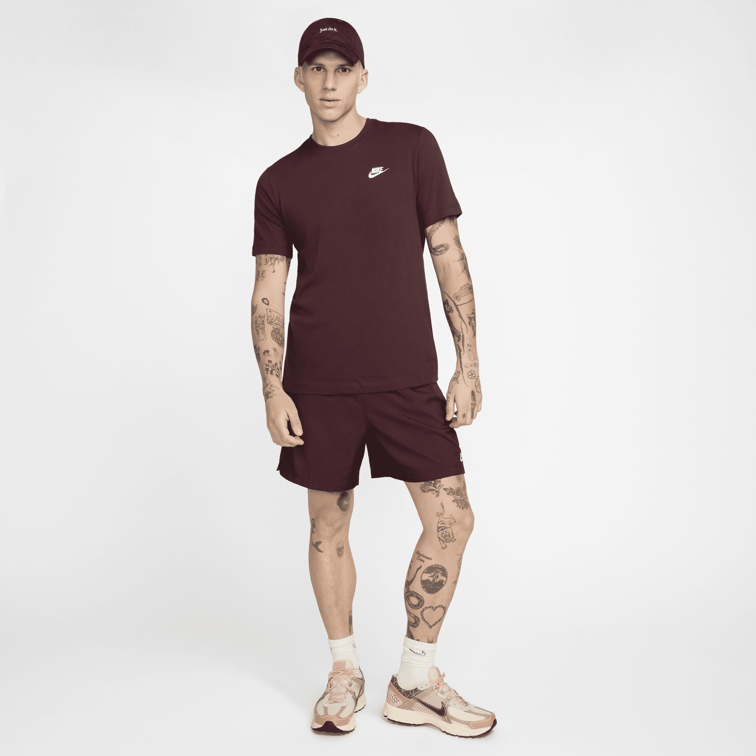 Men's Nike Sportswear Club T-Shirt Product Image