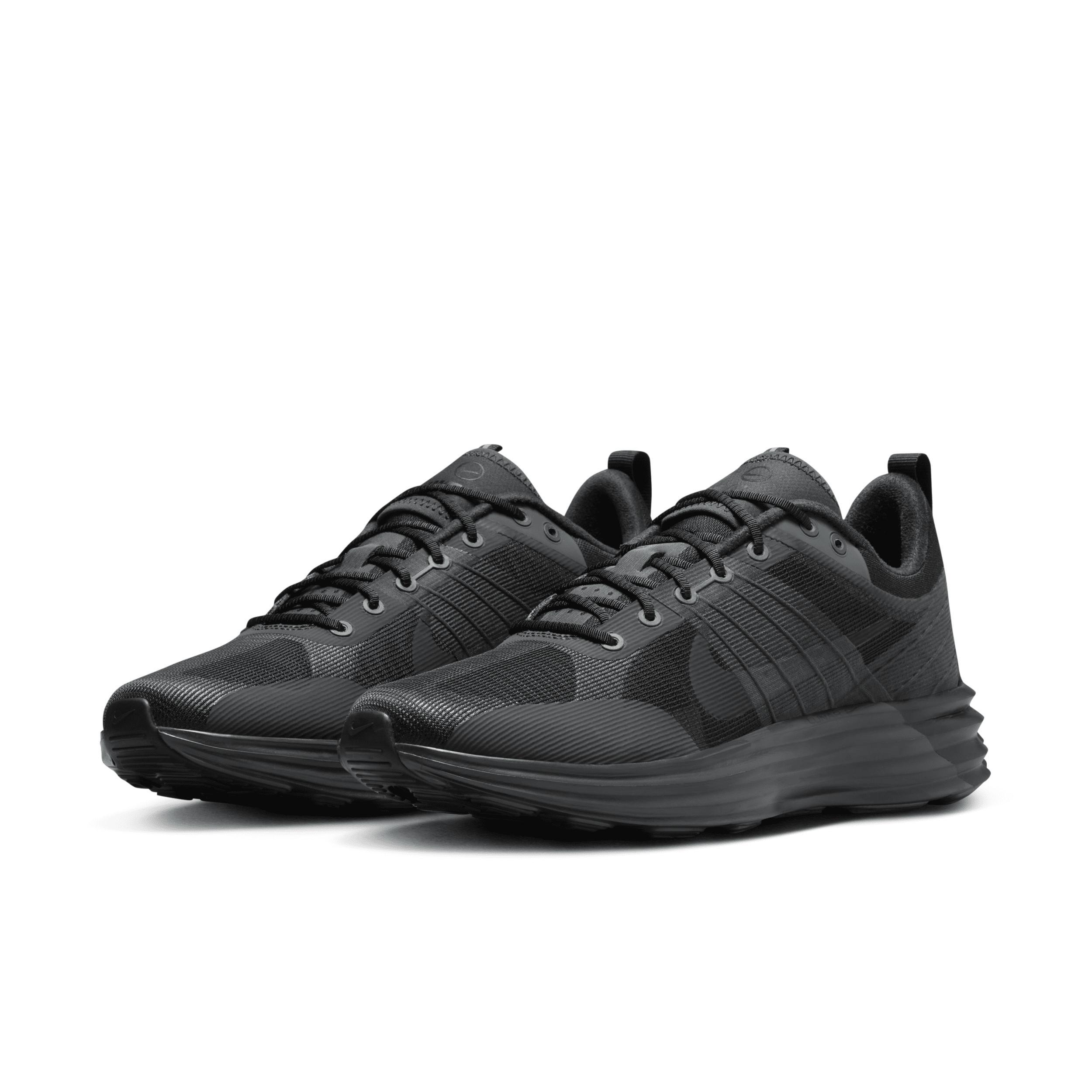 Nike Men's Lunar Roam Shoes Product Image