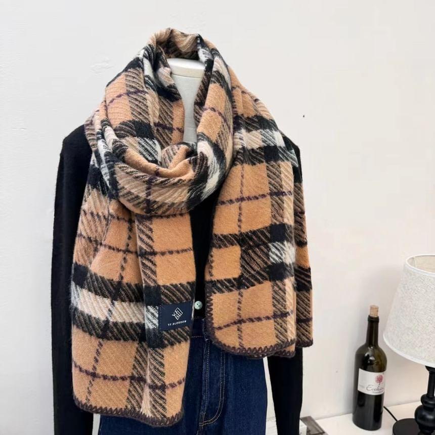 Plaid Applique Scarf Product Image