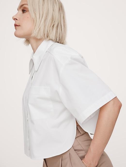 The Boxy Crop Short-Sleeve Shirt Product Image