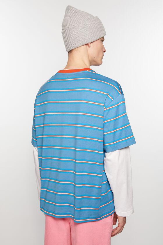 Layered t-shirt Product Image