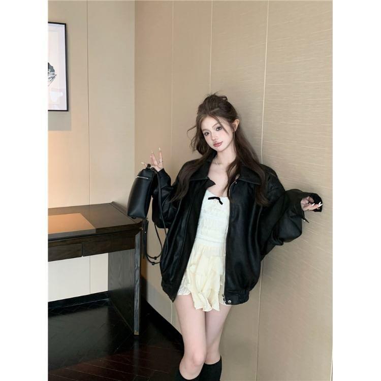 Lapel Collar Plain Zip Cropped Faux Leather Jacket Product Image