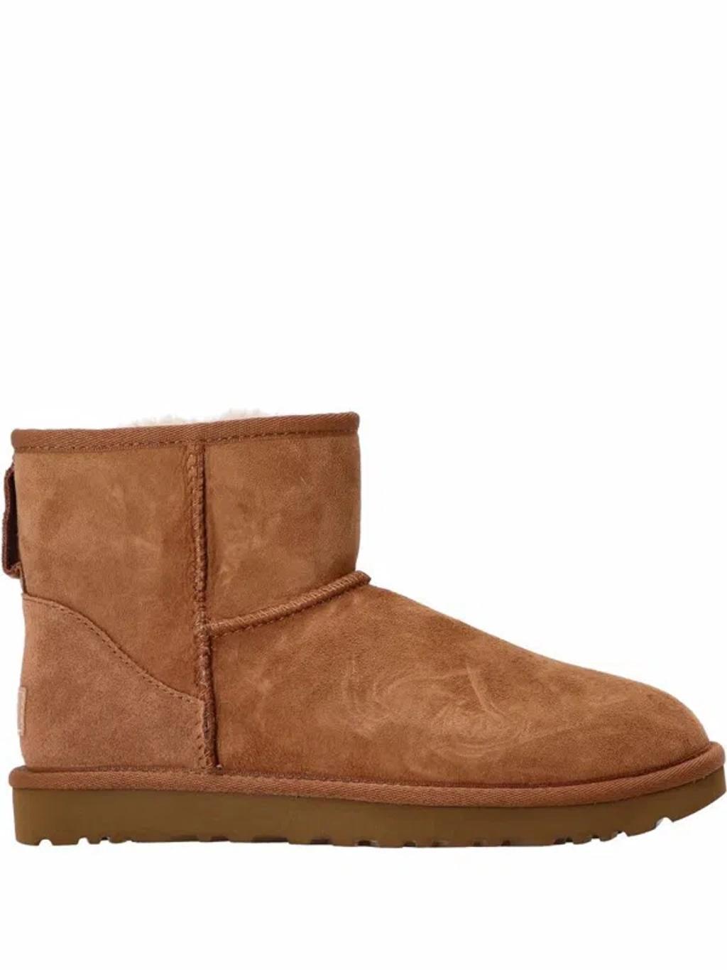 Classic Heritage Mini Ii Sheepskin-lined Suede Boots In Chestnut Product Image