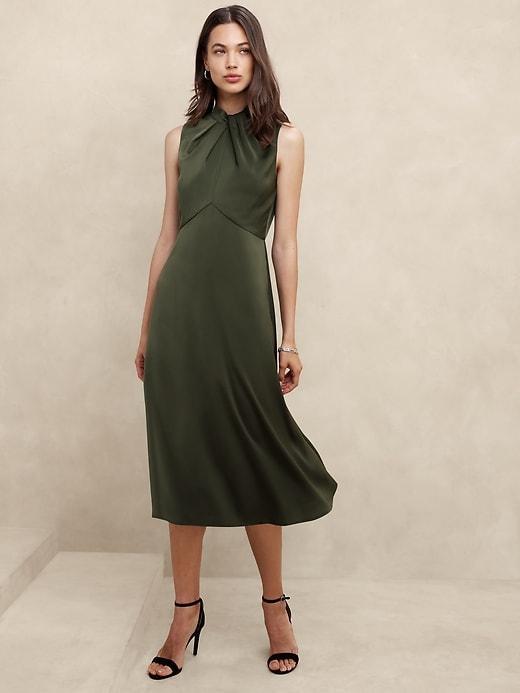 Silky Crepe Midi Dress Product Image