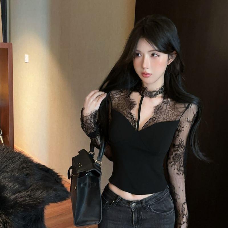 Long-Sleeve V-Neck Lace Crop Top Product Image