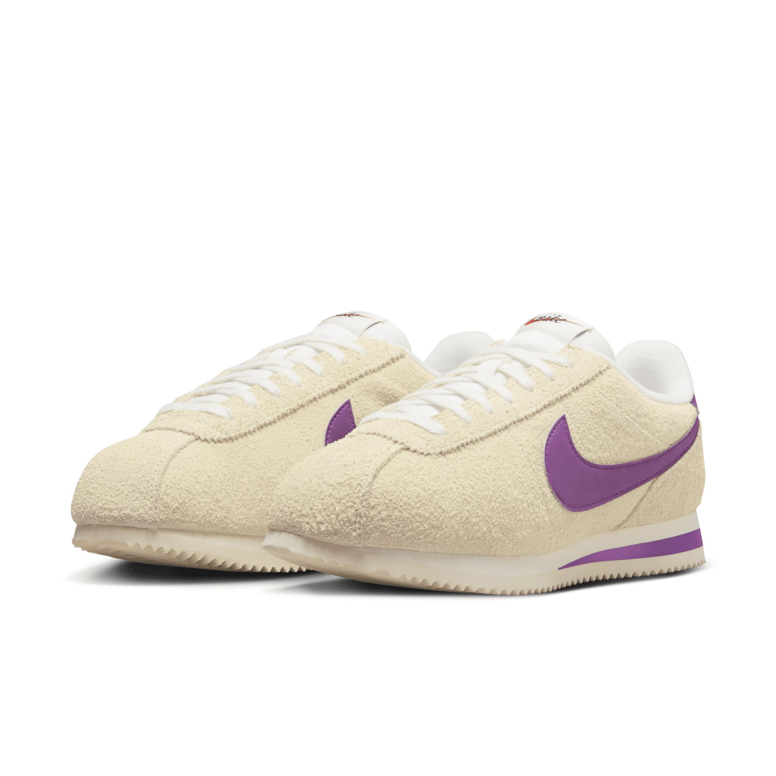 Nike Women's Cortez Vintage Suede Shoes Product Image