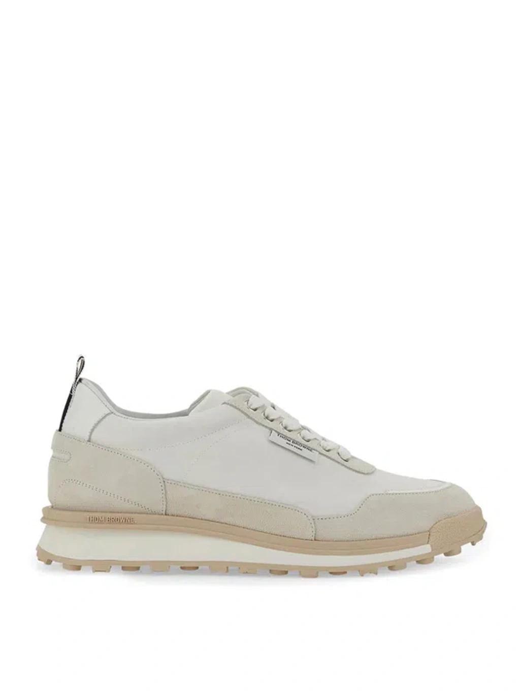 Sneaker With Logo In White Product Image