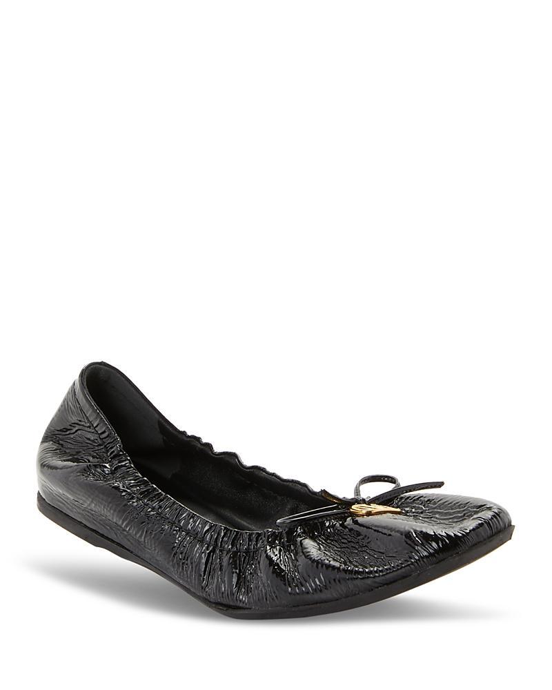 Womens VLogo Signature Patent Leather Ballerina Flats product image