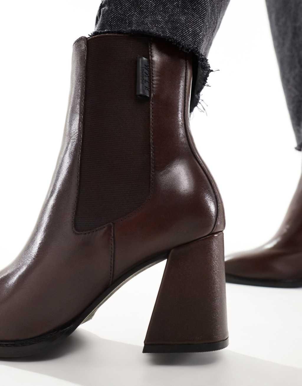 Walk London Frankie boots in brown leather Product Image