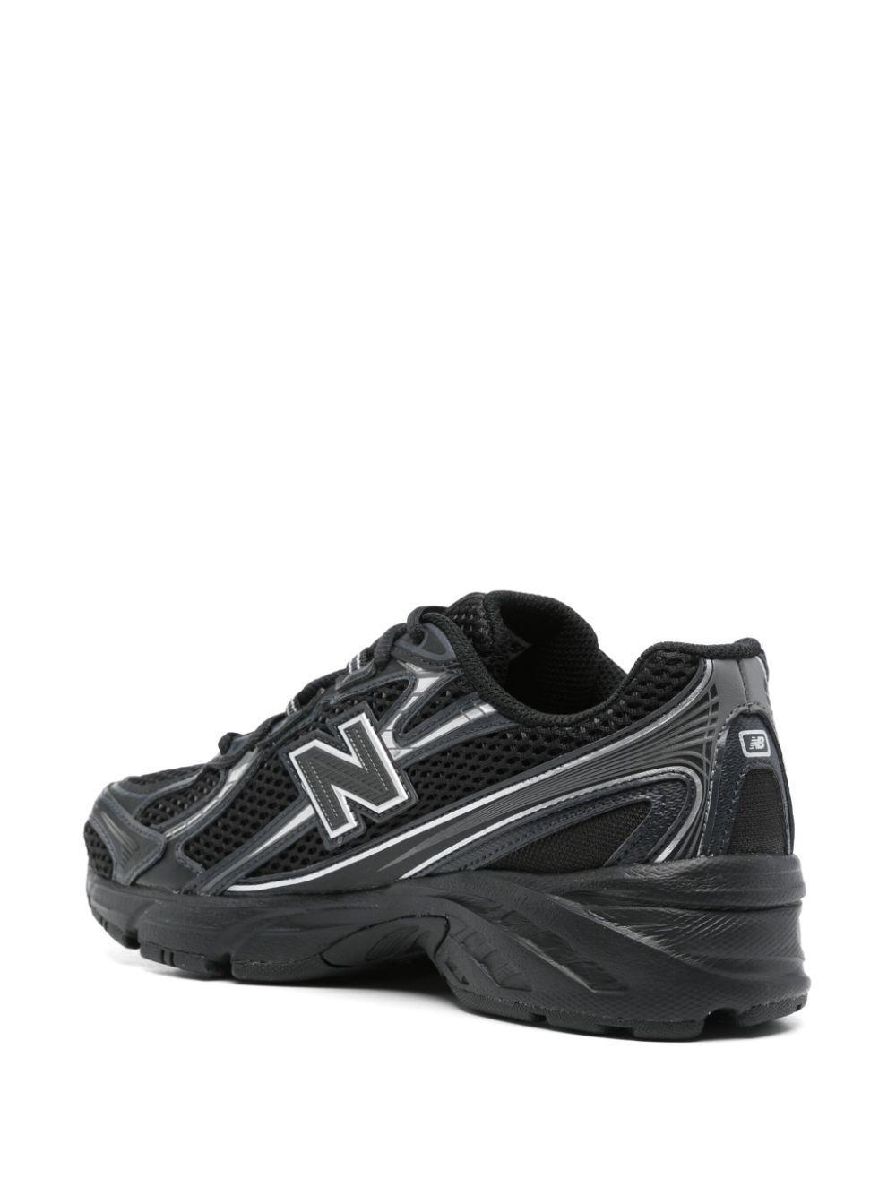 NEW BALANCE 740 Sneakers In Black Silver Product Image