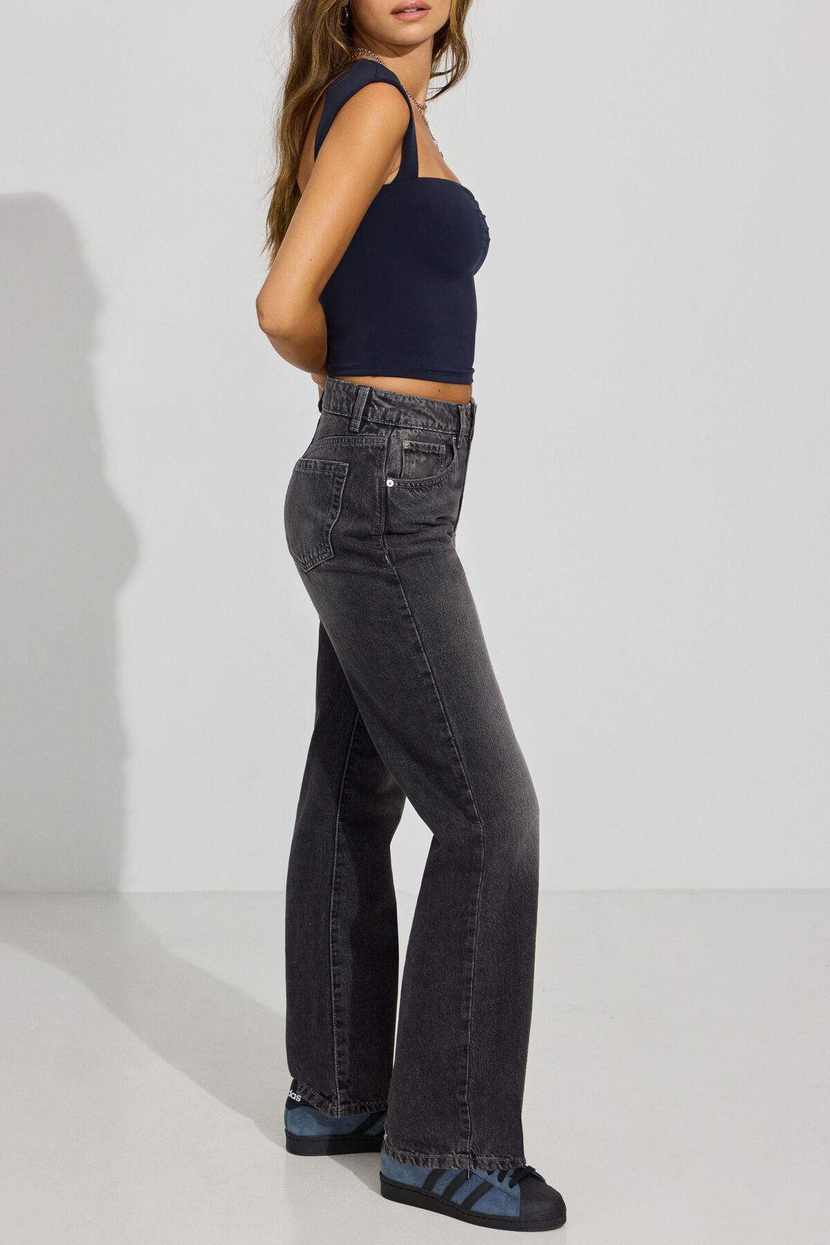 '90s Straight Jeans Product Image