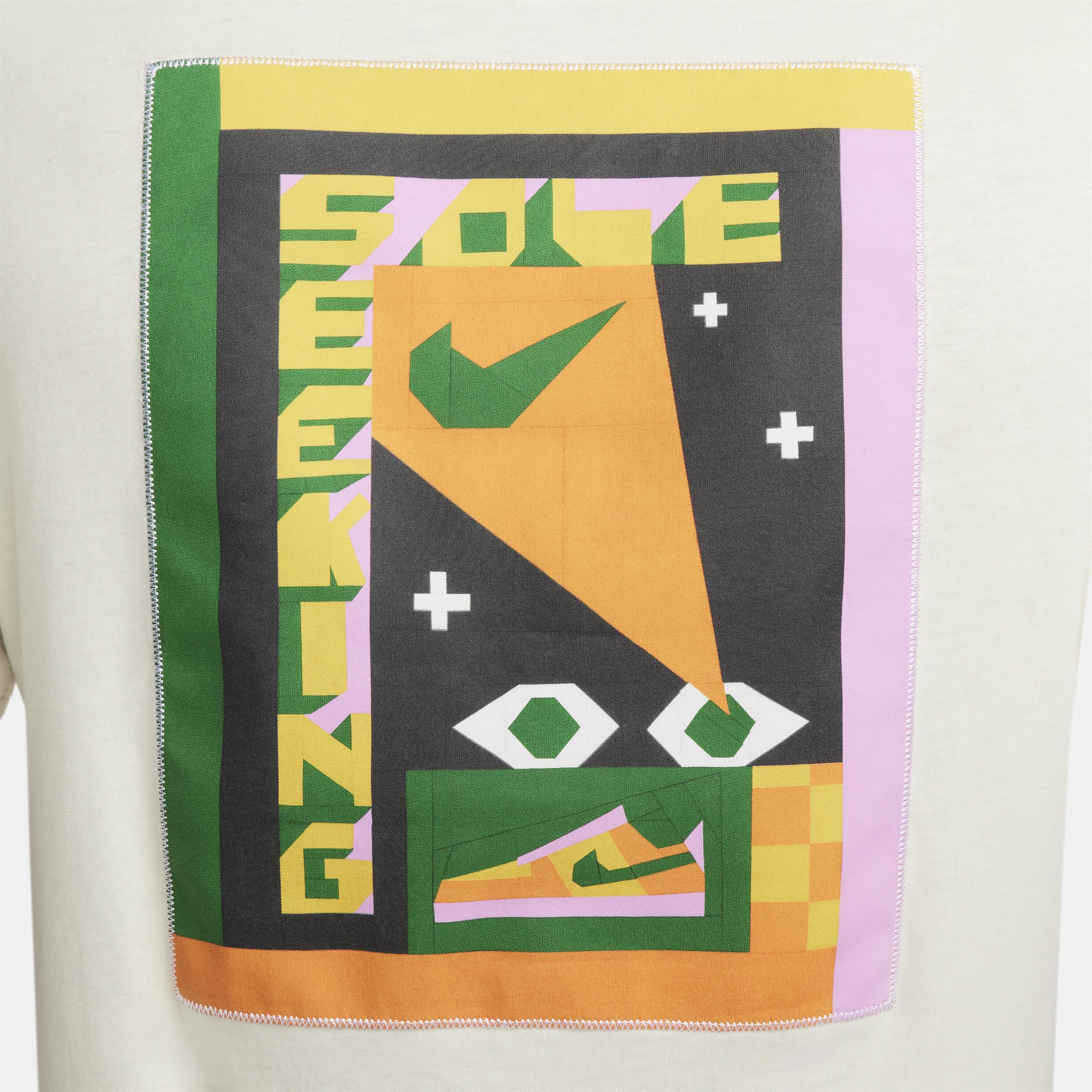 Nike Quilt Appliqu Graphic T-Shirt Product Image