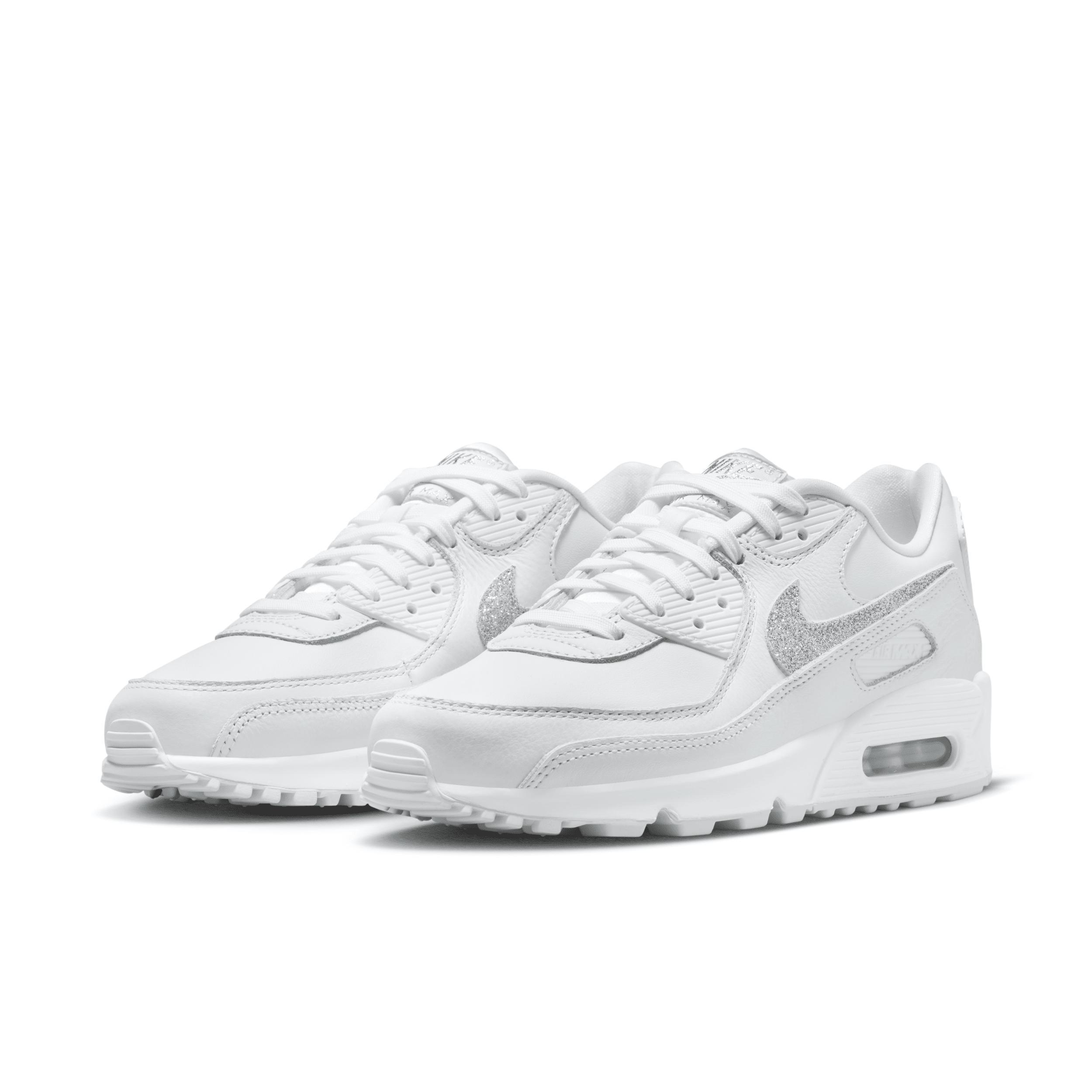 Nike Women's Air Max 90 SE Shoes Product Image