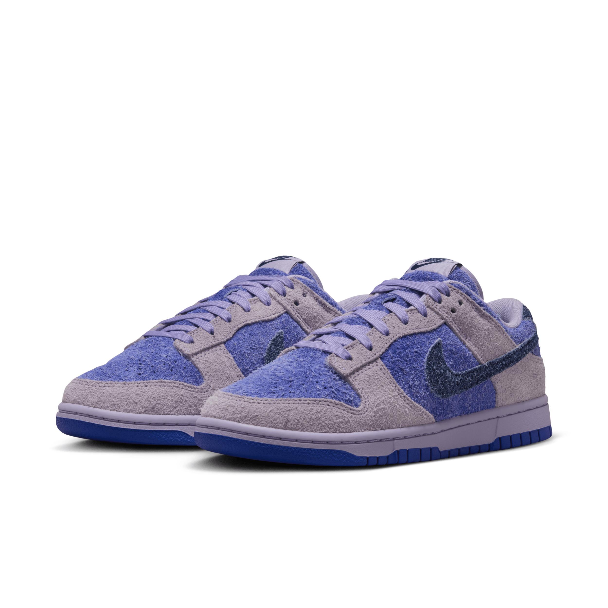 Nike Women's Dunk Low SE Shoes Product Image