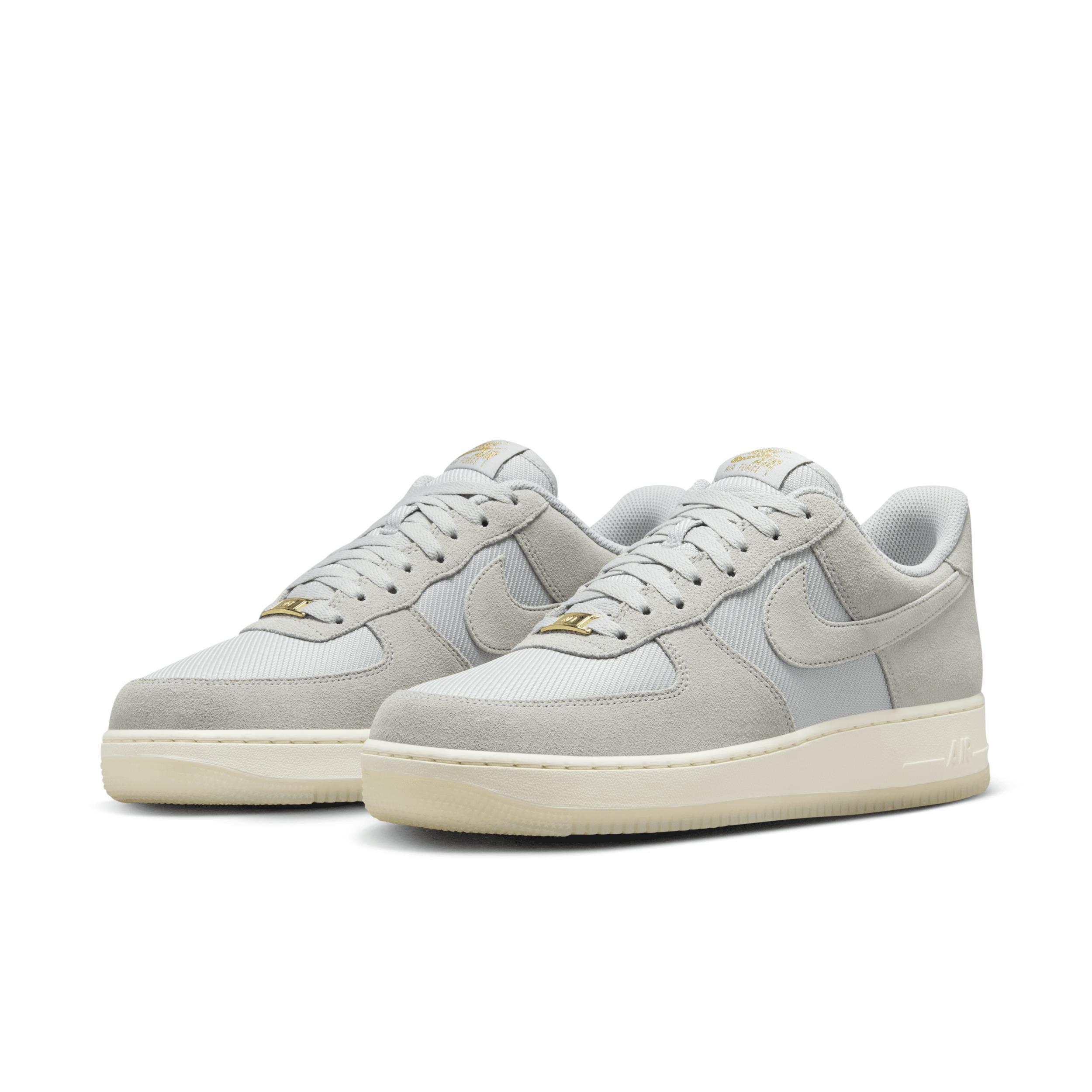 Nike Men's Air Force 1 '07 LV8 Shoes Product Image