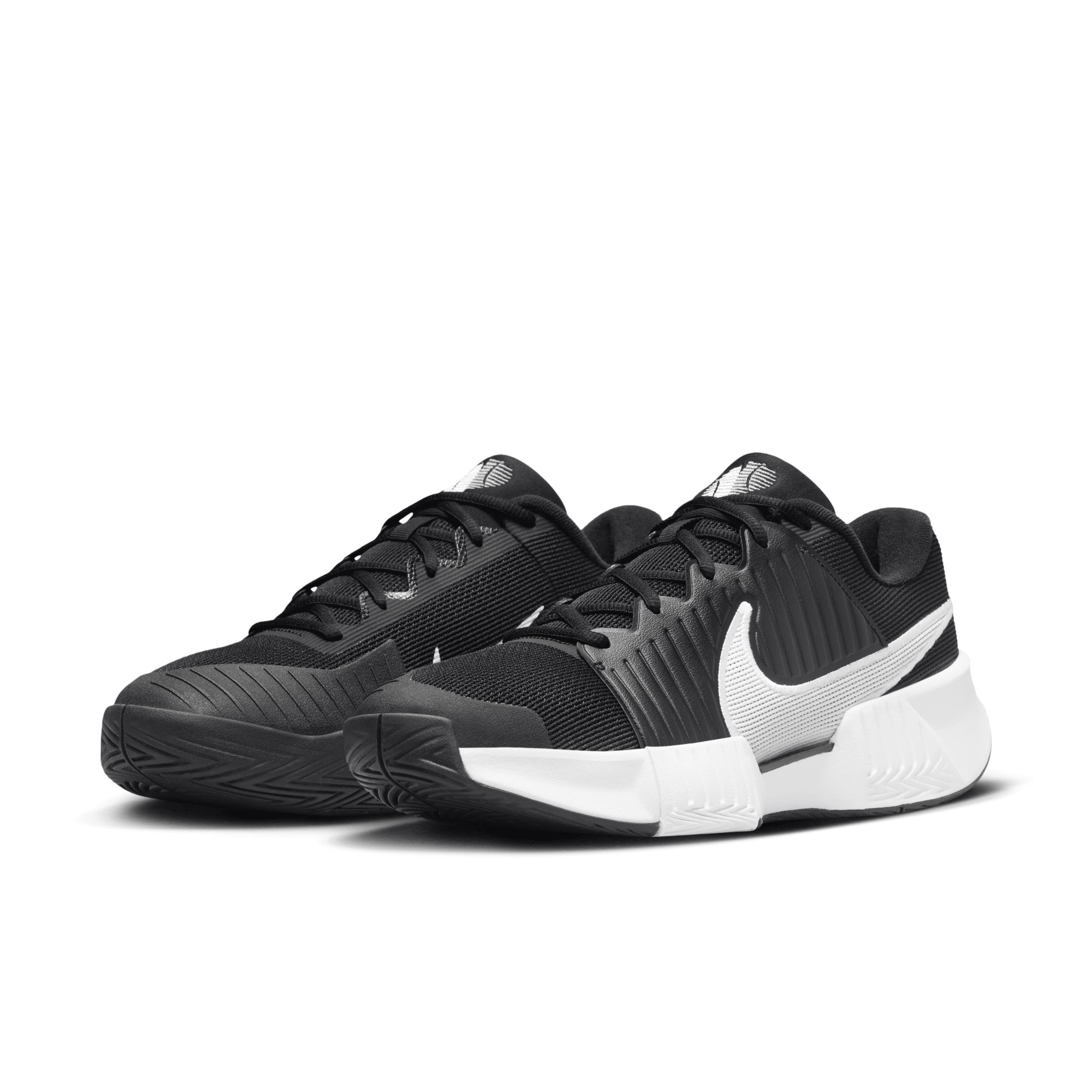 Nike Men's GP Challenge Pro Hard Court Tennis Shoes Product Image