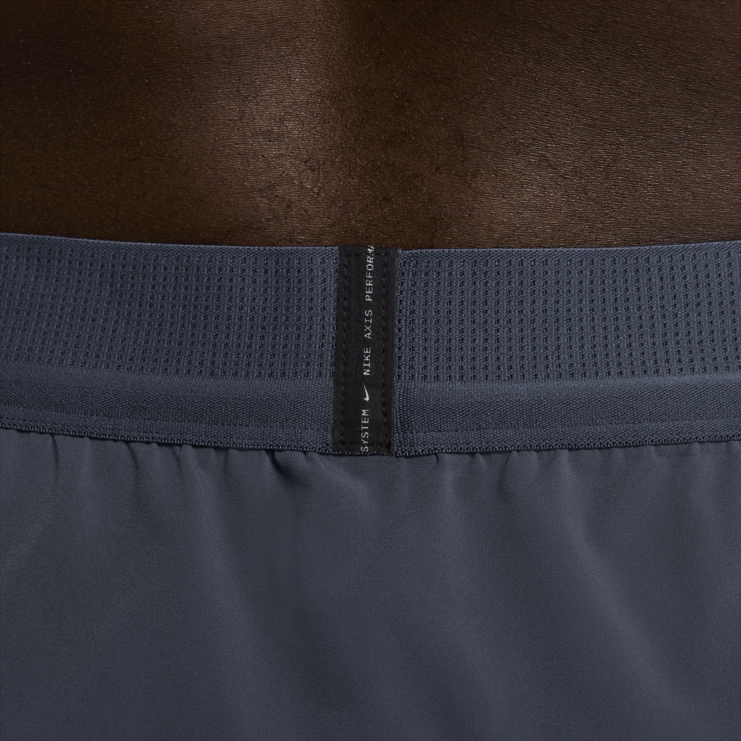 Nike Men's A.P.S. Dri-FIT 6" Versatile Shorts Product Image