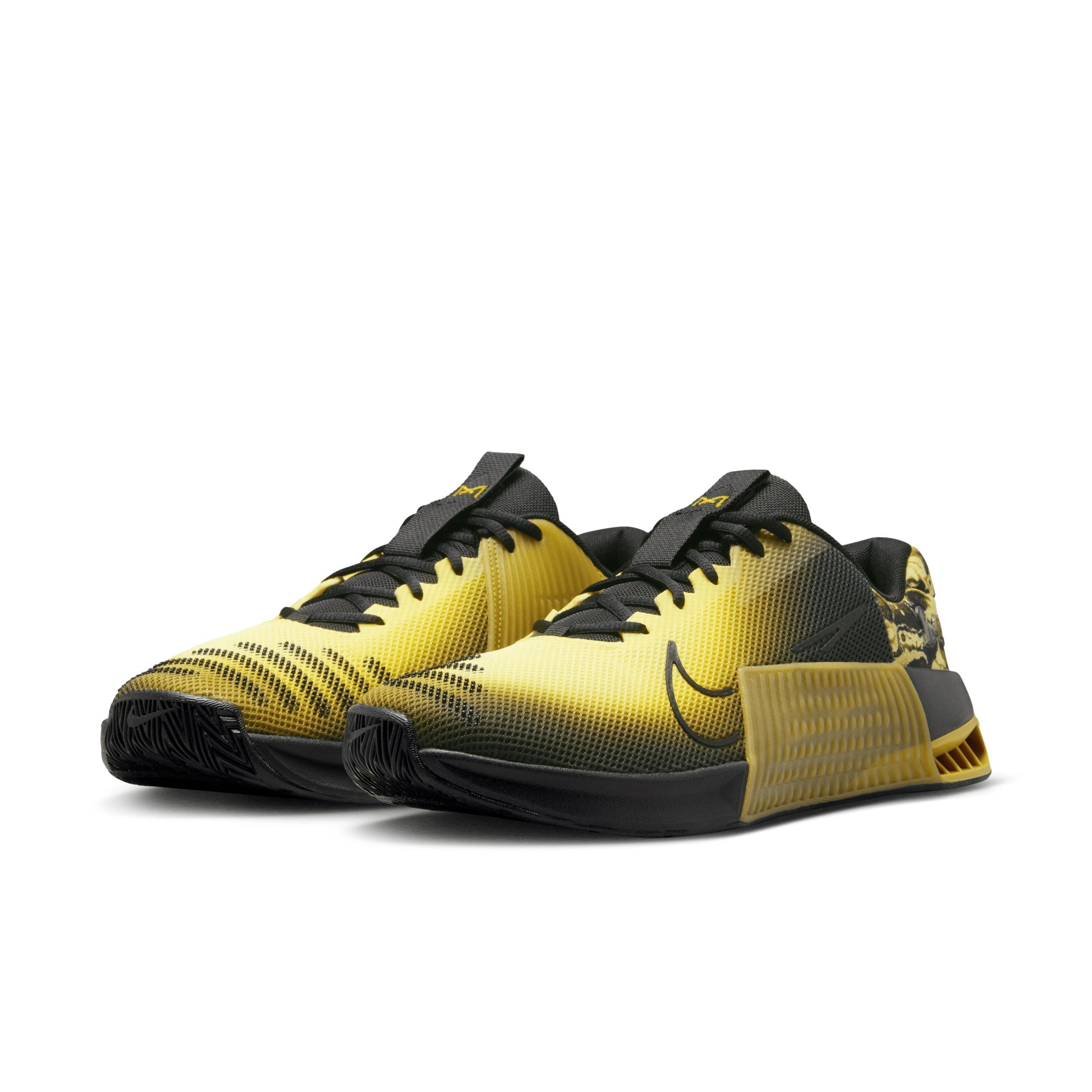 Nike Men's Metcon AMP Workout Shoes Product Image