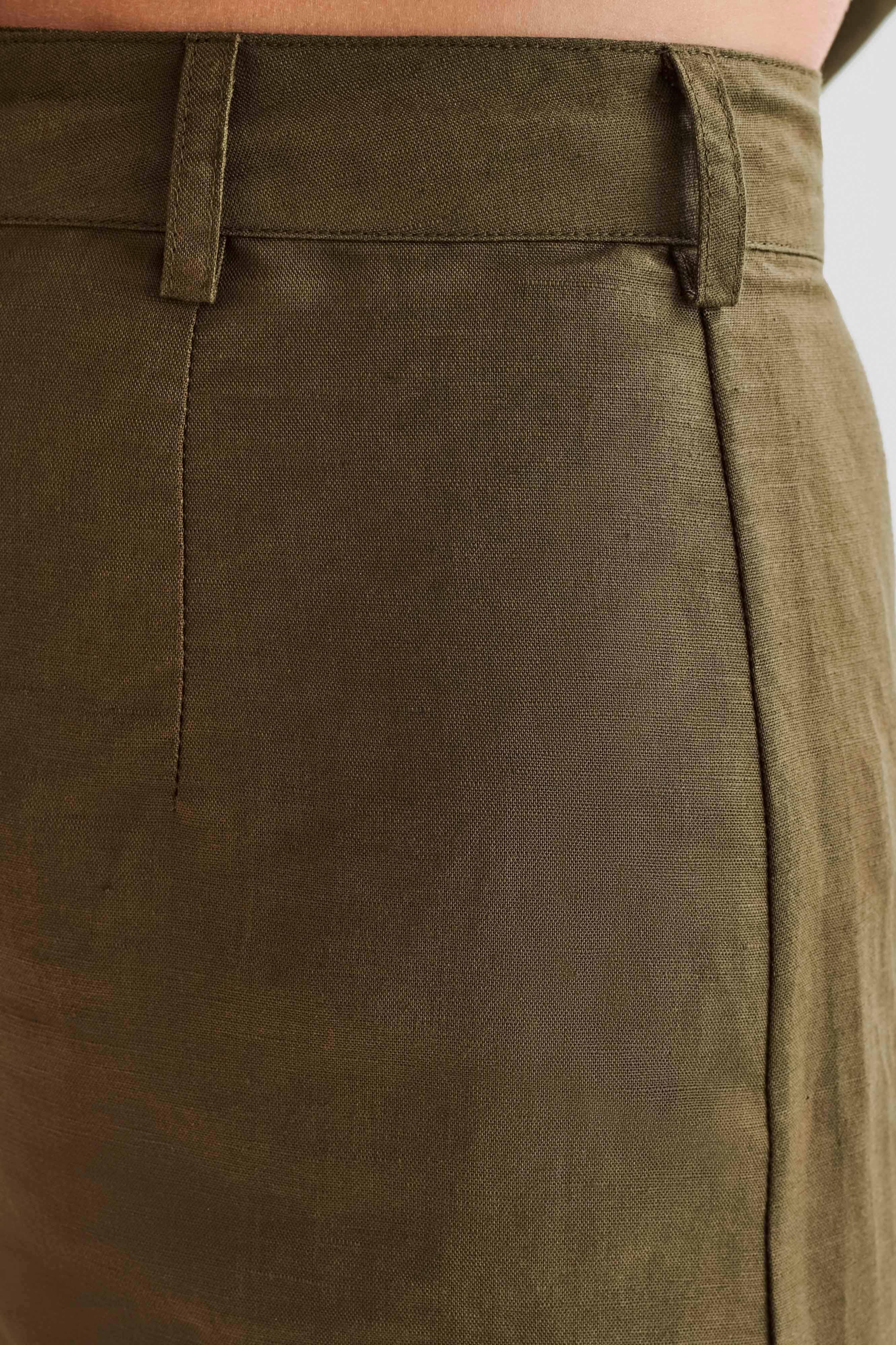 Jadri Linen Shorts - Khaki Product Image