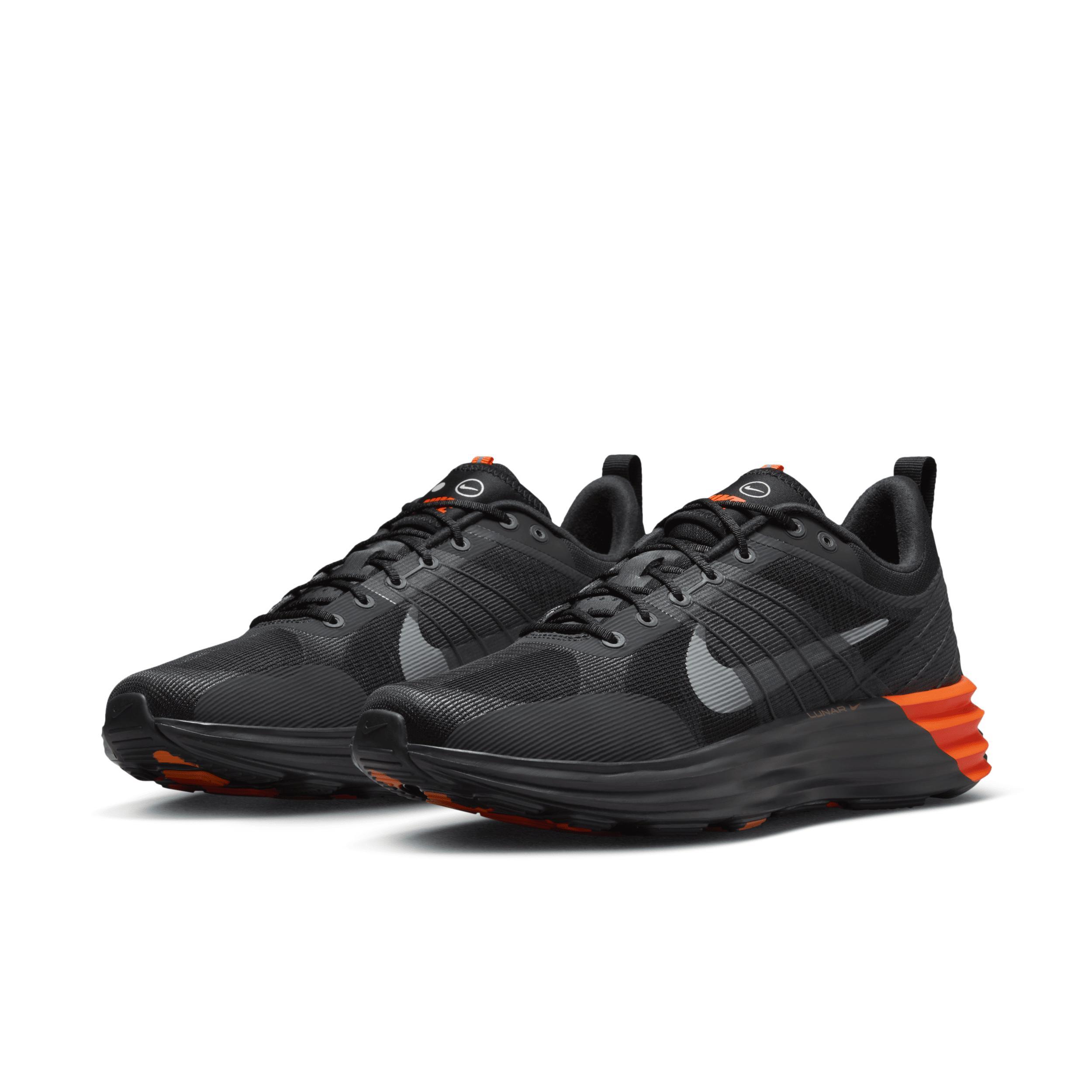 Nike Men's Lunar Roam Shoes Product Image