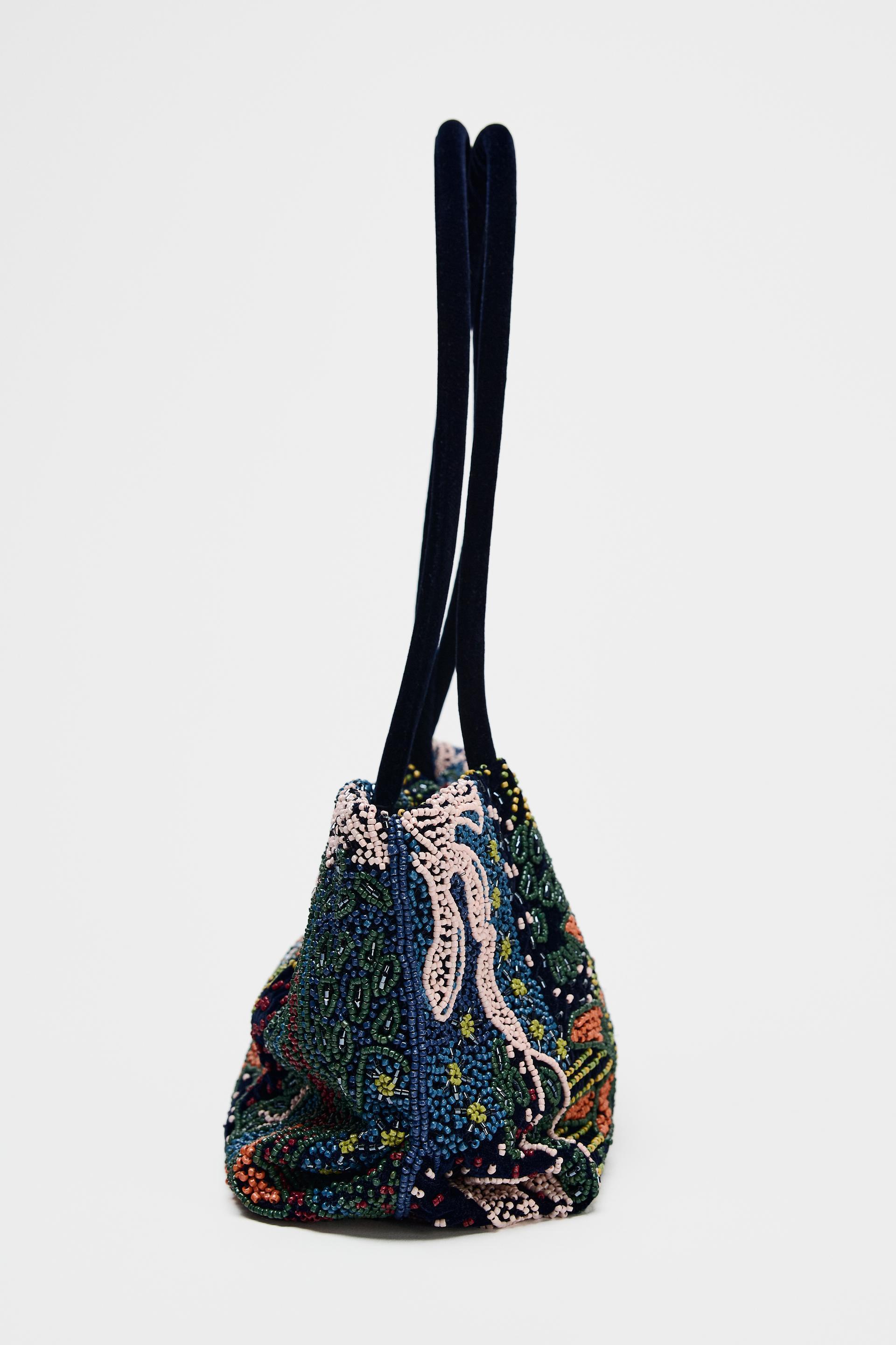 BEADED SHOULDER BAG Product Image