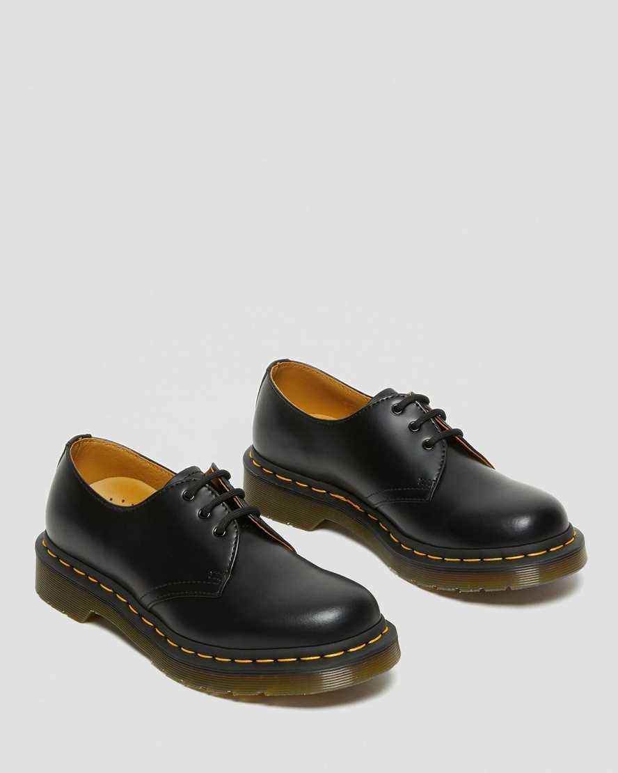 Dr. Martens Gender Inclusive 1461 Oxford Product Image