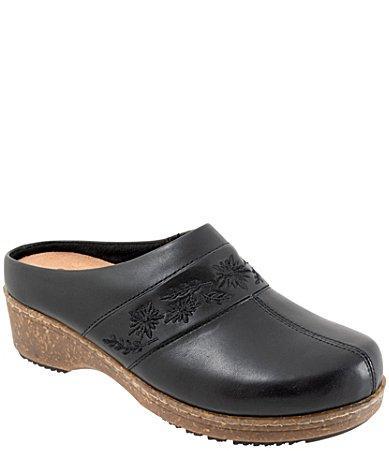 SoftWalk Aurora 3.0 Leather Clogs Product Image