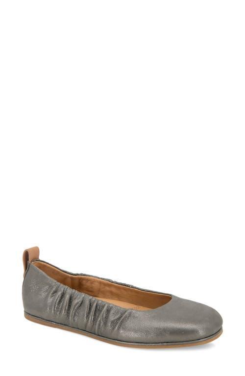 Gentle Souls by Kenneth Cole Womens Mavis Slip On Ballet Flats Product Image