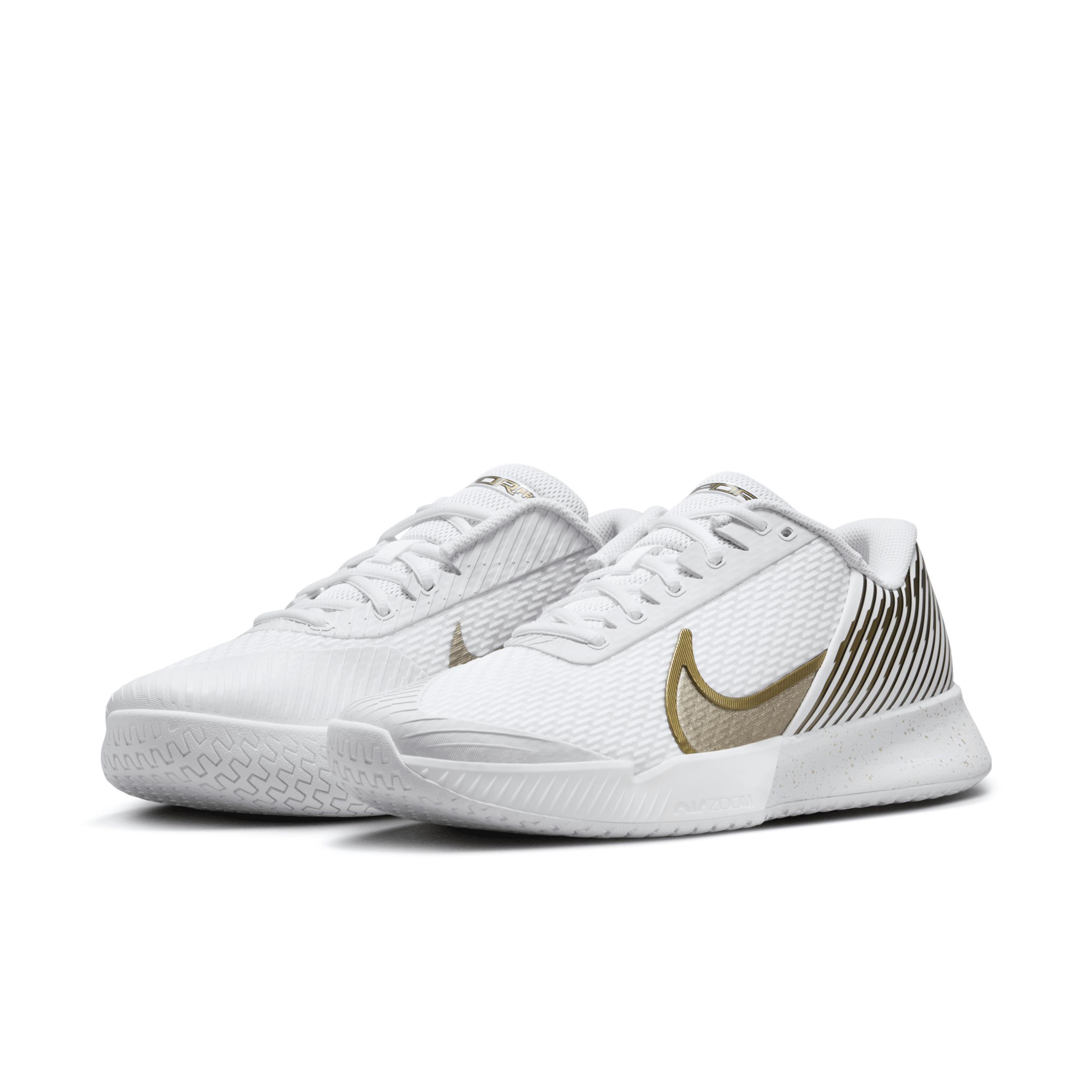 NikeCourt Vapor Pro 2 WMB Men's Hard Court Tennis Shoes Product Image