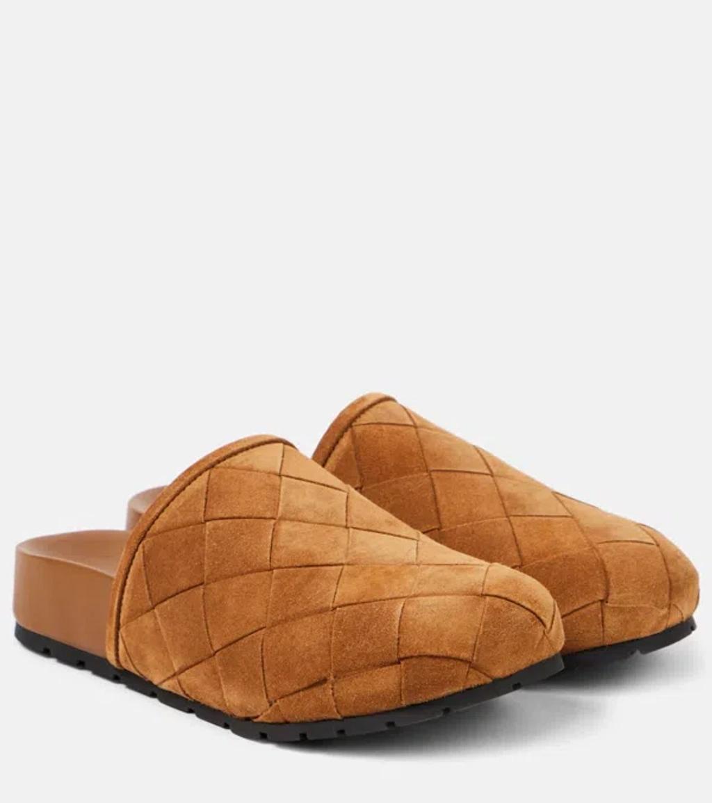 BOTTEGA VENETA Reggie Suede Clogs In Caramel Product Image