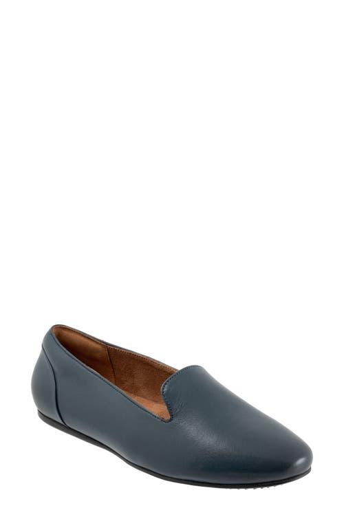 SoftWalk Shelby Leather Loafers Product Image