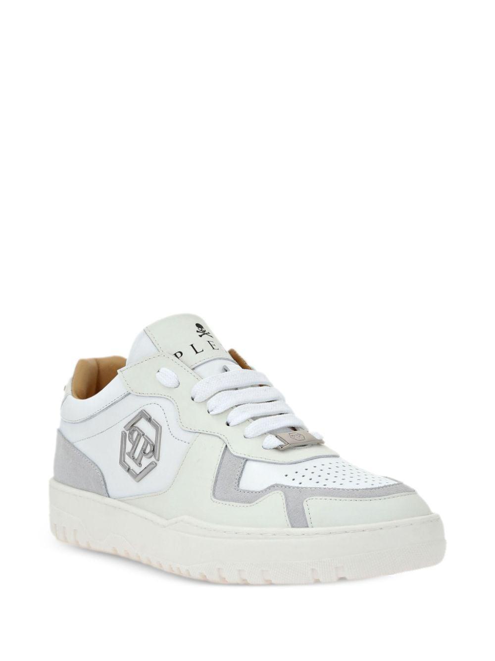 Hexagon Low-top Leather Sneakers In White Product Image