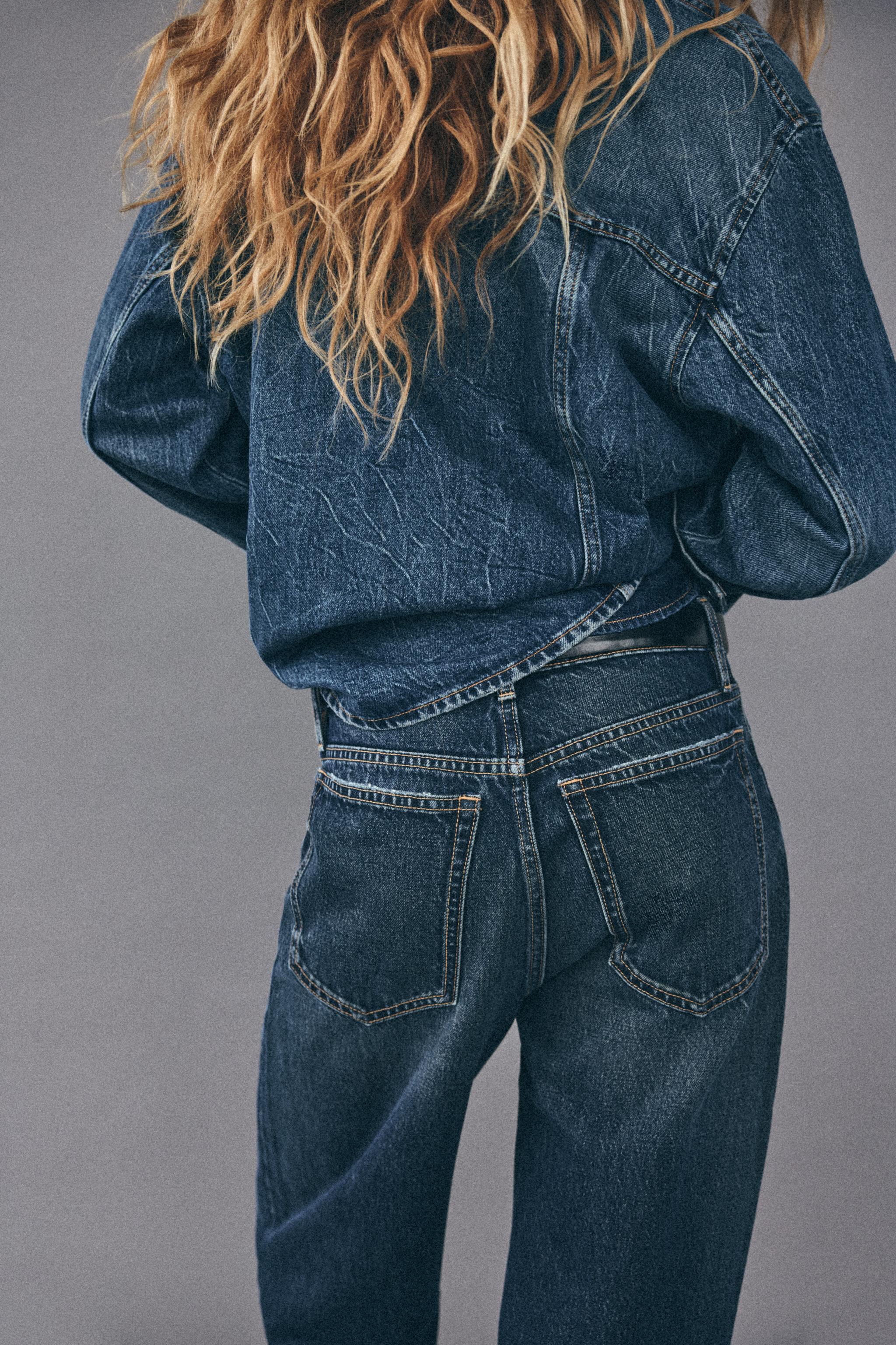 OVERSIZE TRF RELAXED JEANS WITH A HIGH WAIST Product Image