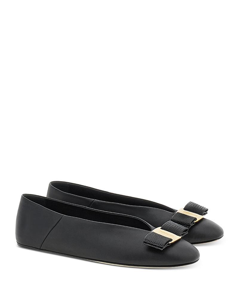 Ferragamo Womens Vanna Leather Hardware Bow Flats Product Image