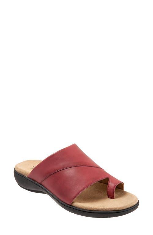 Trotters Regina Slide Sandal Product Image