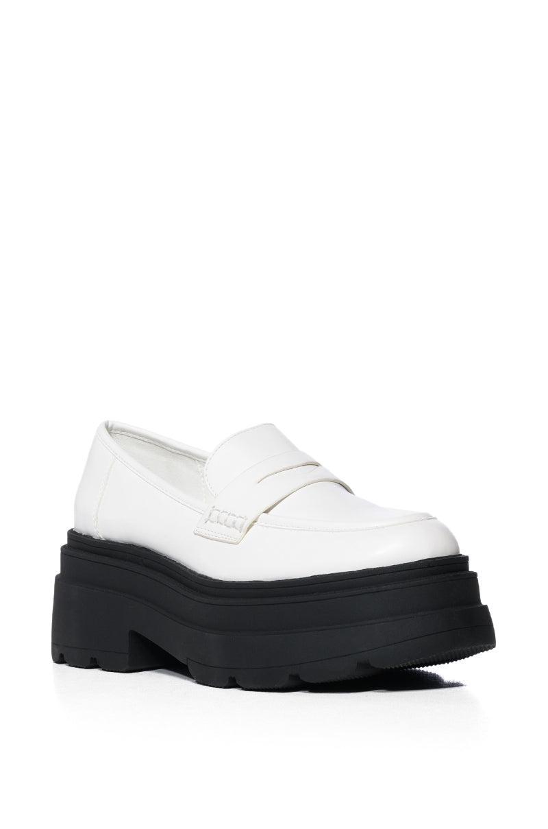 AZALEA WANG PAX CLASSIC FLATFORM LOAFER IN WHITE Product Image