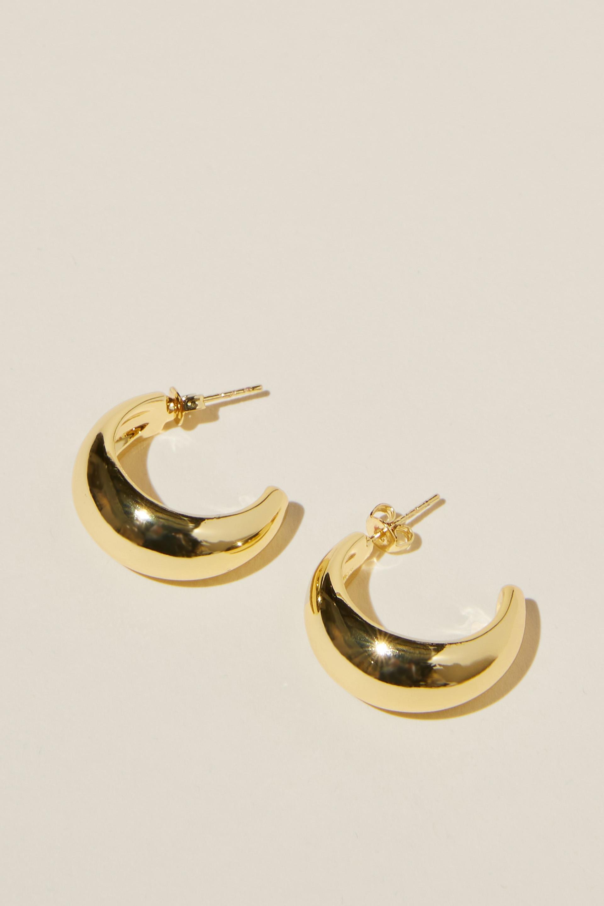 Large Hoop Earring Product Image