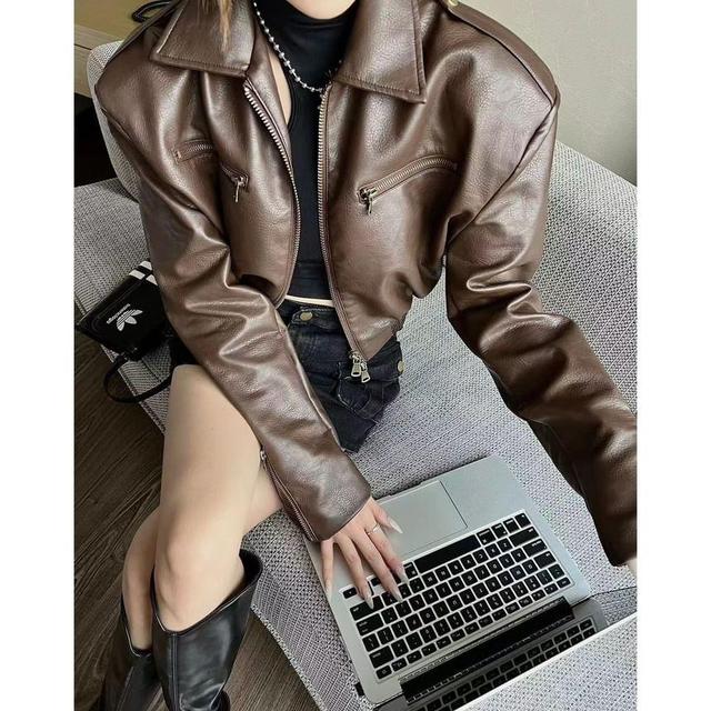 Lapel Collar Plain Faux Leather Cropped Zip Jacket Product Image