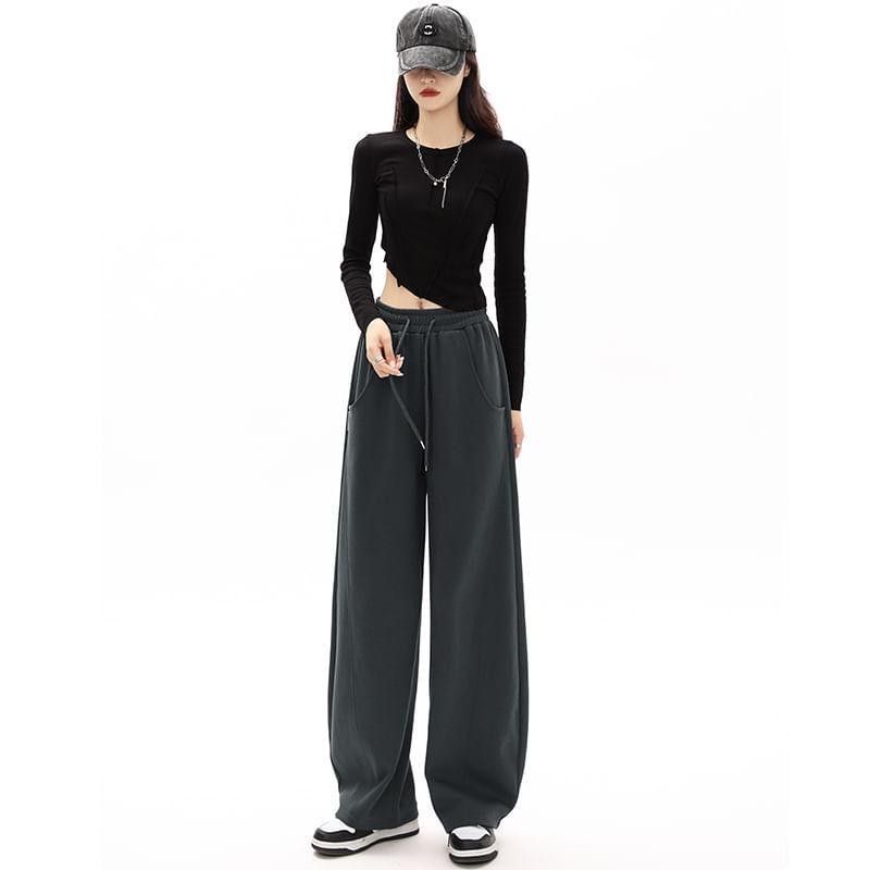 Mid-Waist Drawstring Pocketed Wide-Leg Plain Sweatpants Product Image