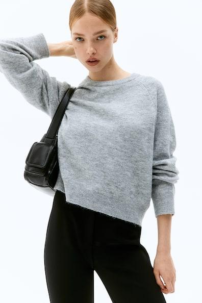 Short Fine-Knit Sweater Product Image