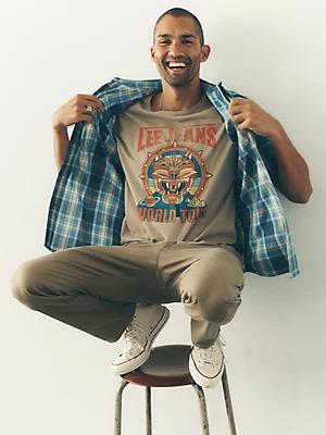 Men's World Tour Tiger Graphic Tee | Men's Tops | Lee® Product Image