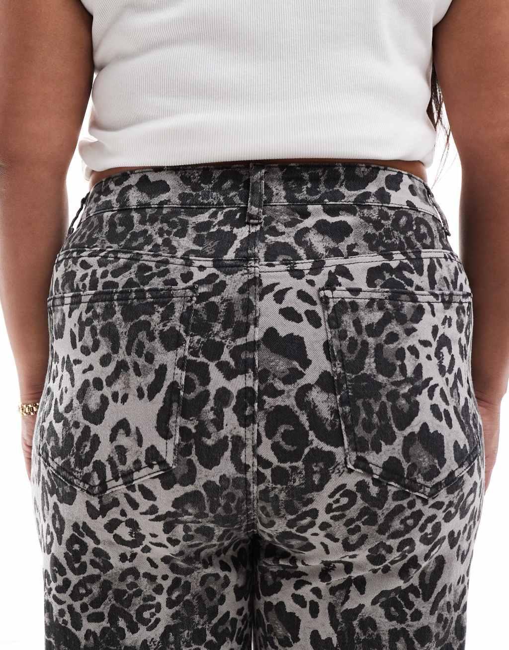 Yours straight leg leopard print jeans in gray Product Image