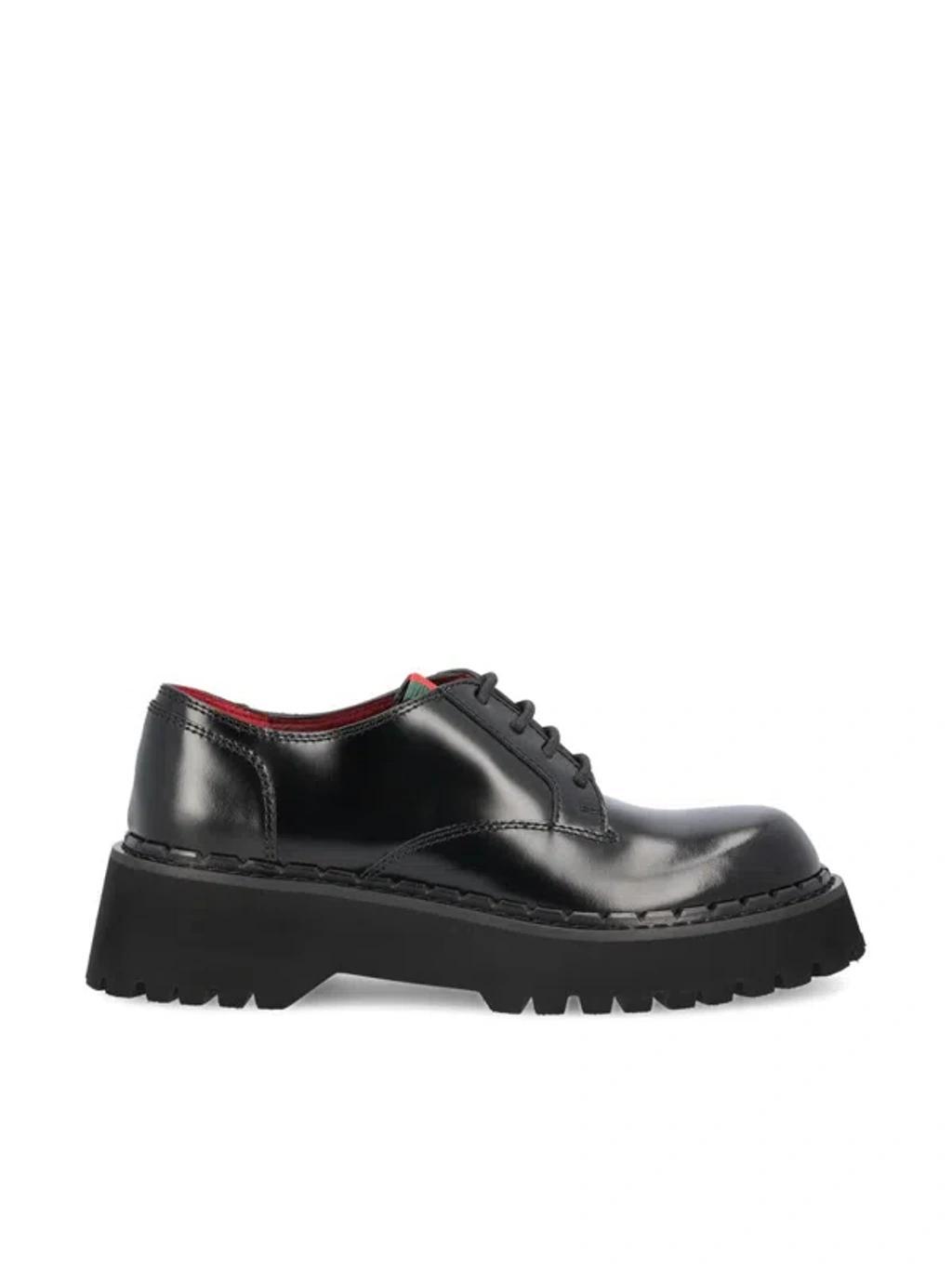 Low Shoes In Black/vrv Product Image